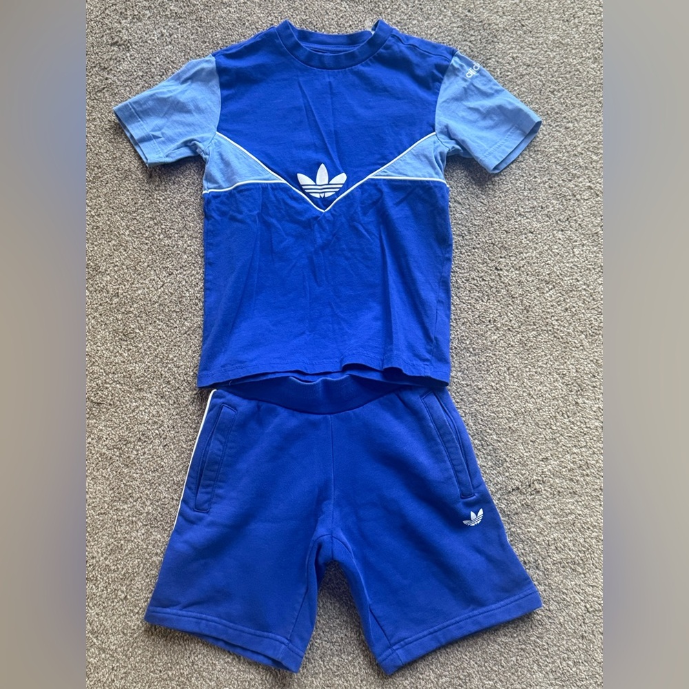 Adidas Blue Two-Piece Set Size XS‎ (7-8)